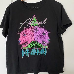 Black Women’s Def Leopard Short Top